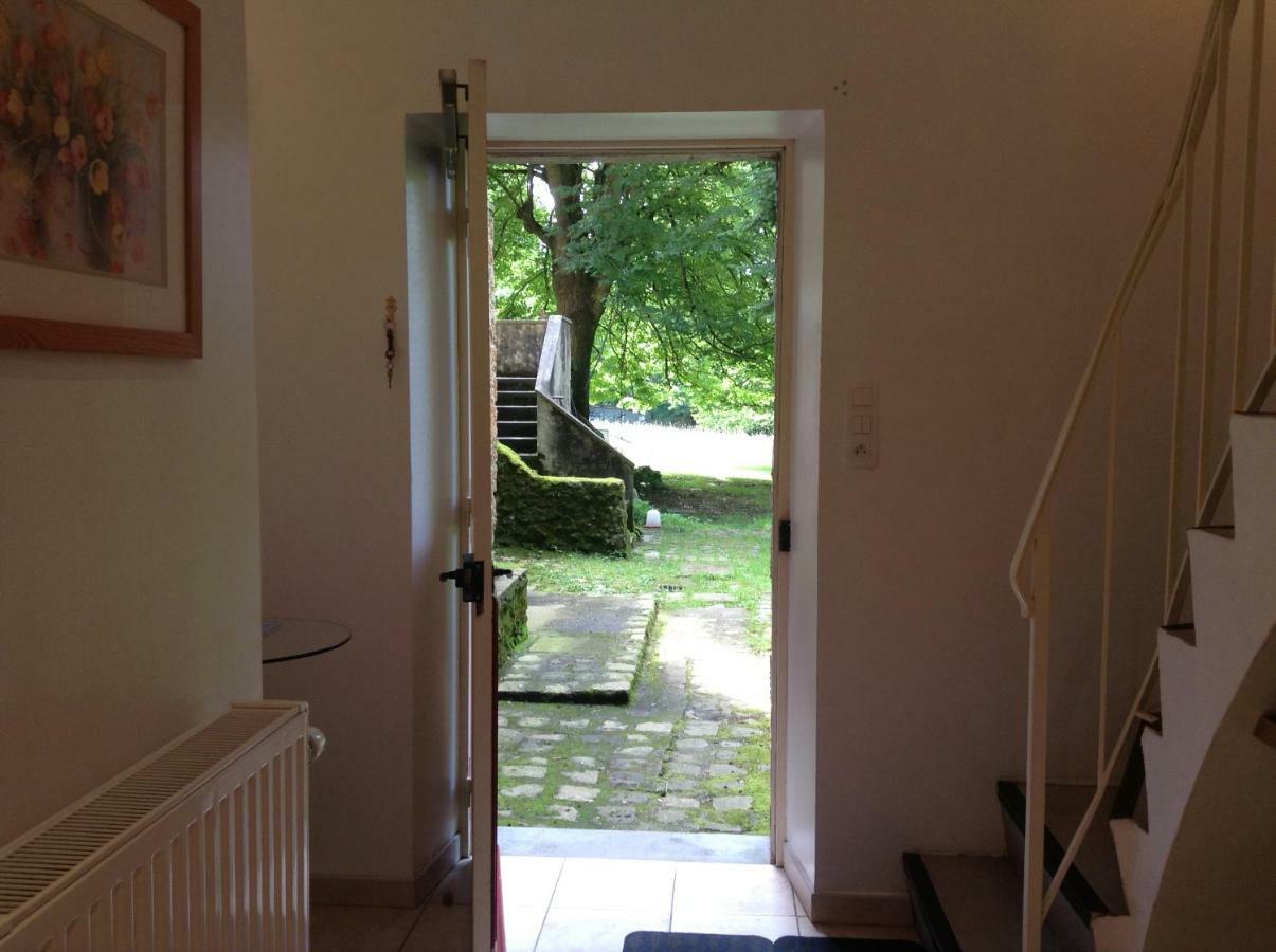 Gite Dans Un Domaine Historique Chevreuse Exterior foto